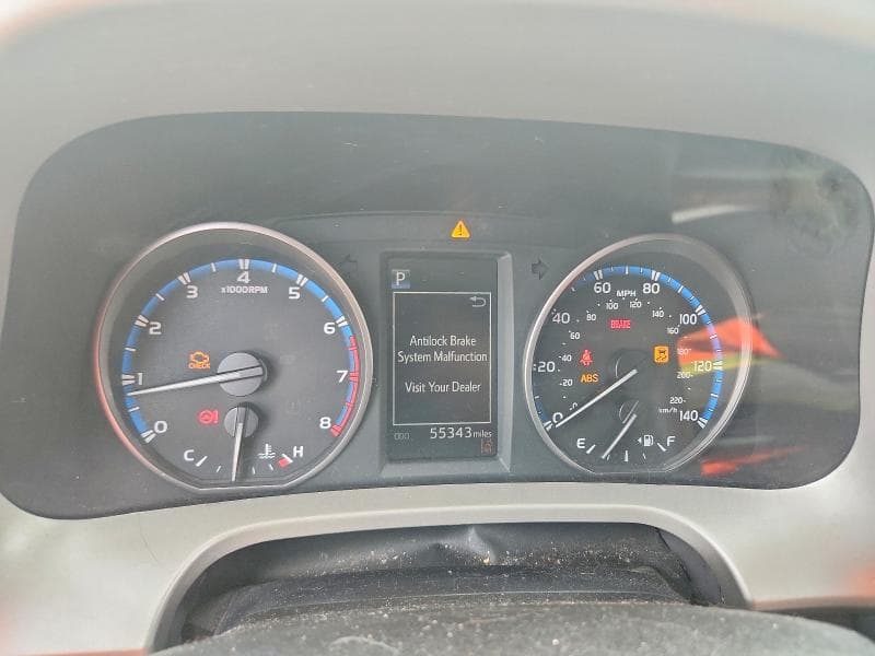 2017 TOYOTA RAV4 XLE 9