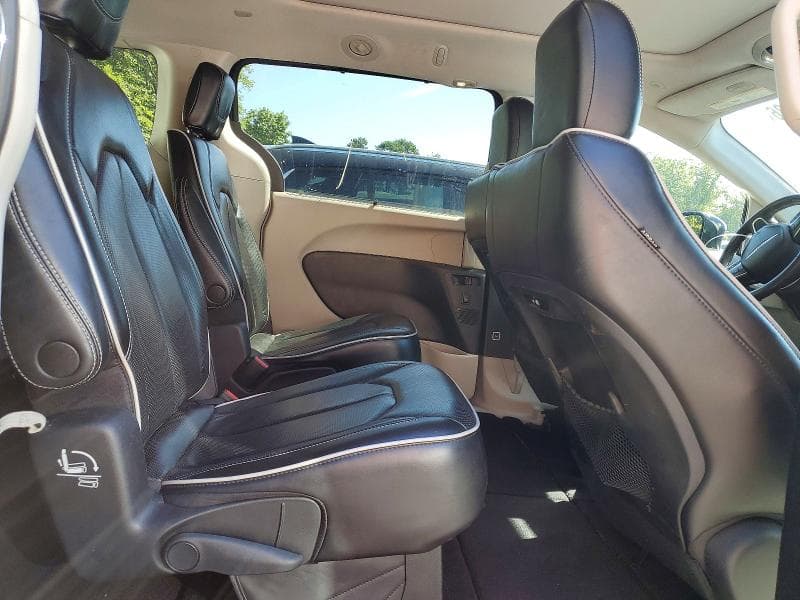 2023 CHRYSLER PACIFICA LIMITED 11