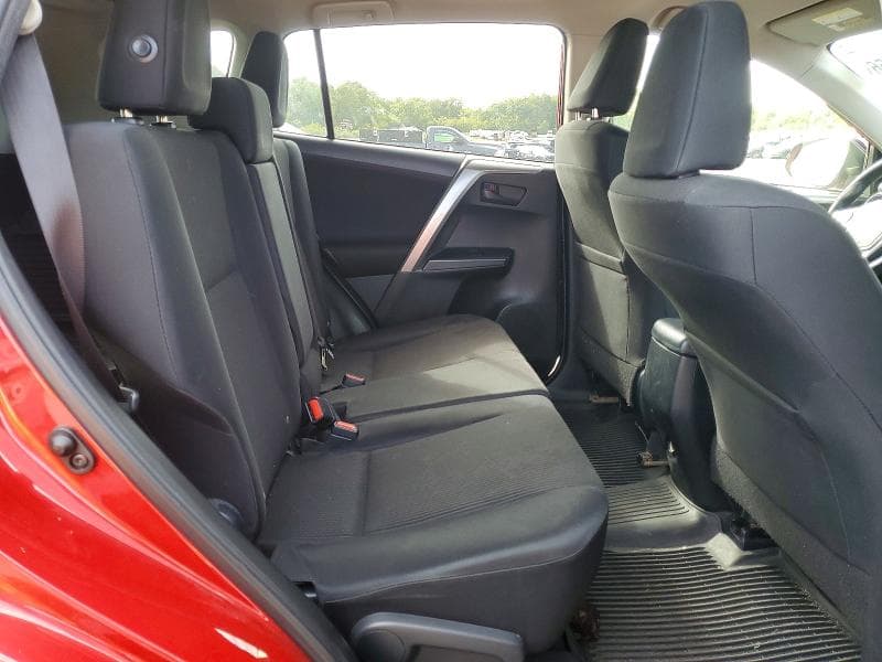2017 TOYOTA RAV4 LE 11