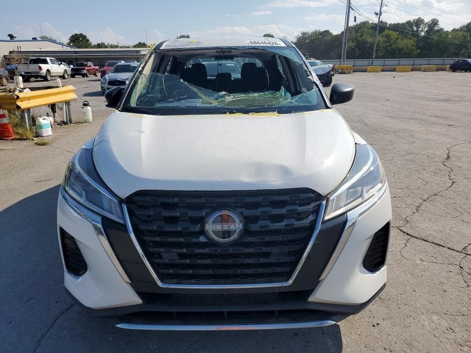 2024 NISSAN KICKS S 5