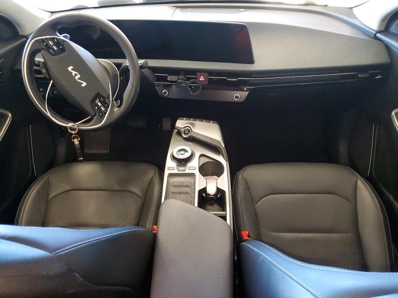 2022 KIA EV6 WIND 8