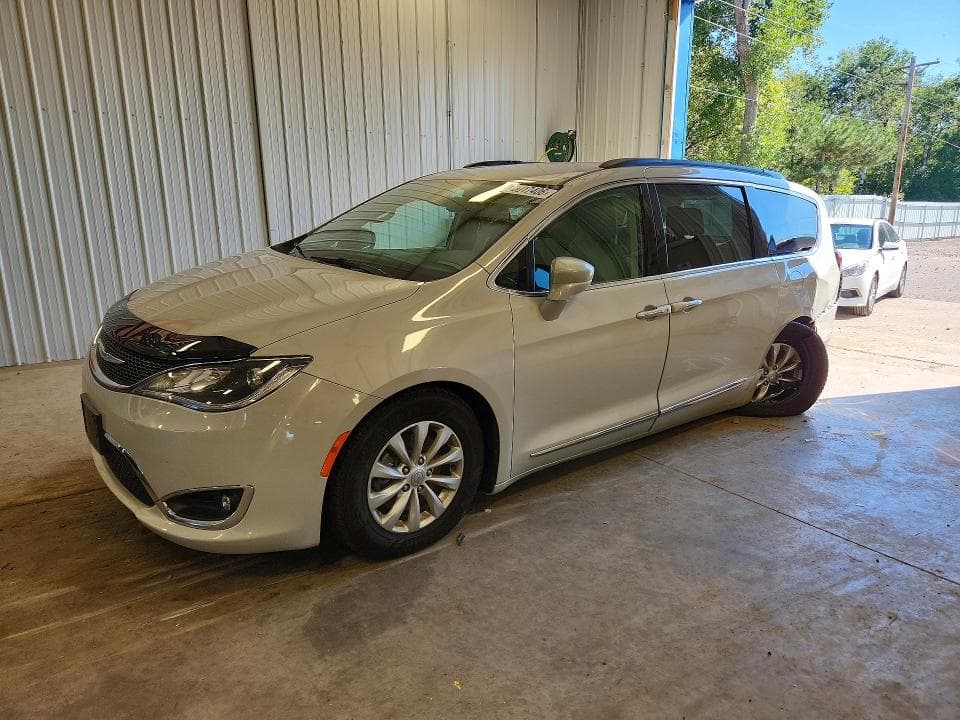 2017 CHRYSLER PACIFICA TOURING L - 1