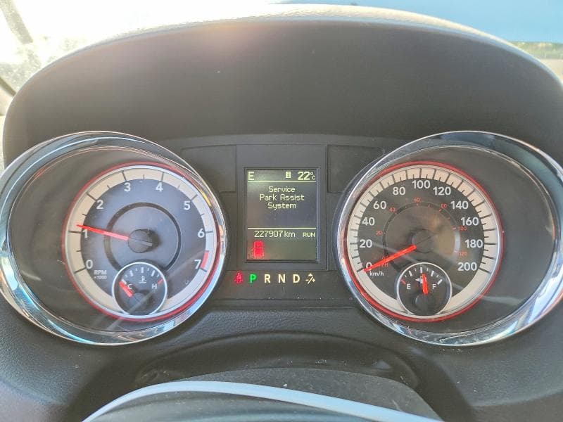 2017 DODGE GRAND CARAVAN GT 9