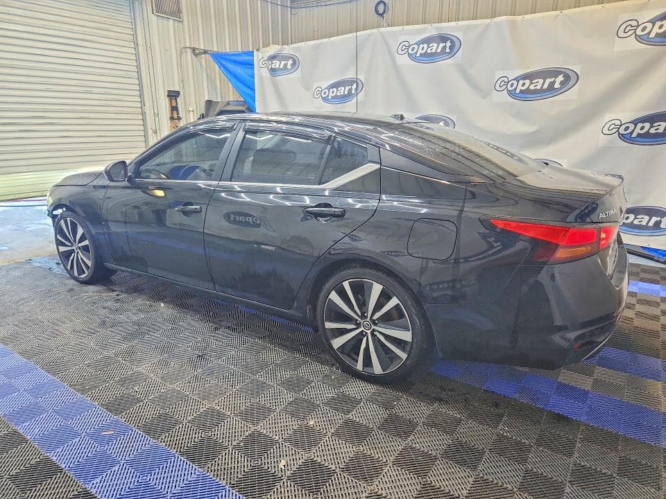 2019 NISSAN ALTIMA SR 2