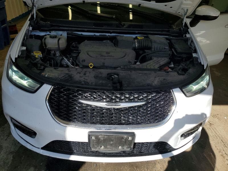 2023 CHRYSLER PACIFICA TOURING L 12
