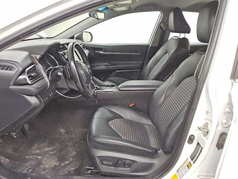 2020 TOYOTA CAMRY SE 7