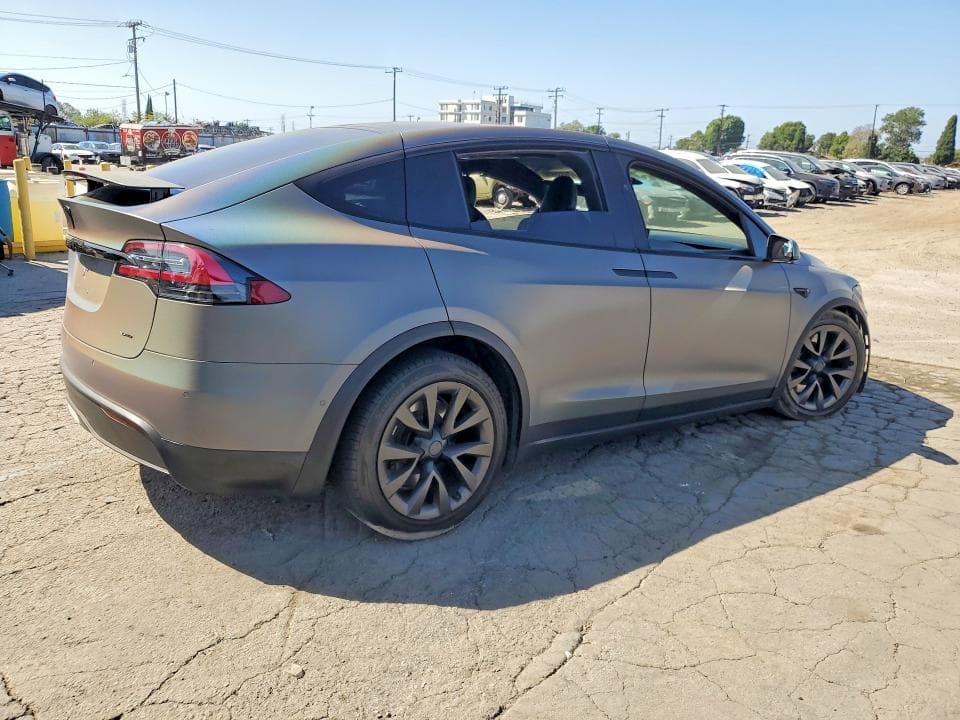 2022 TESLA MODEL X 3