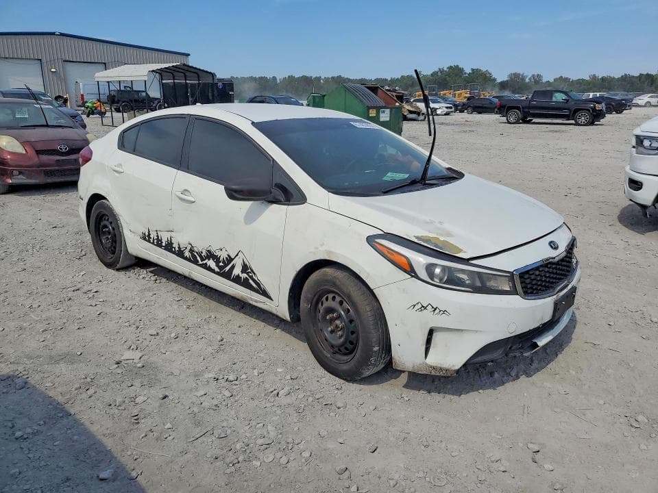 2017 KIA FORTE LX 4