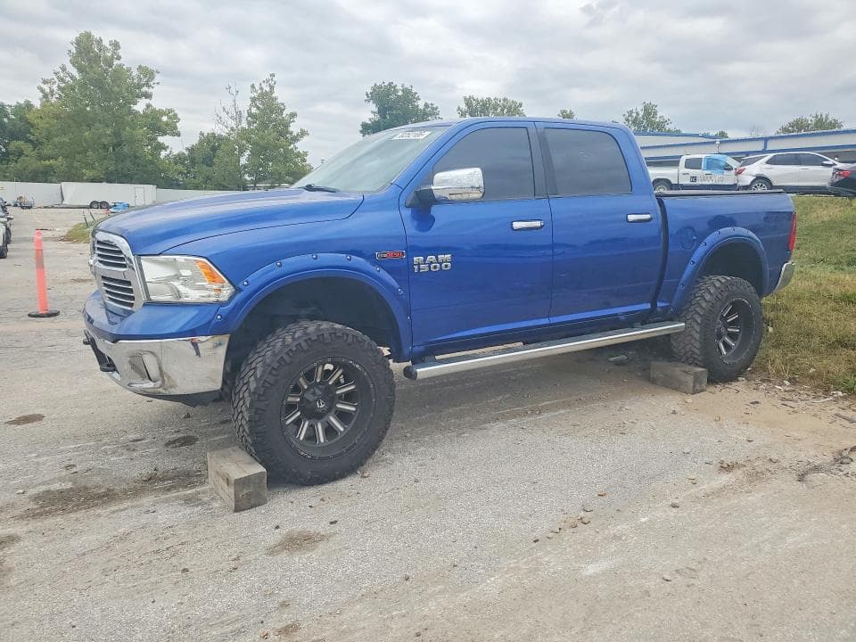 2017 RAM 1500 SLT