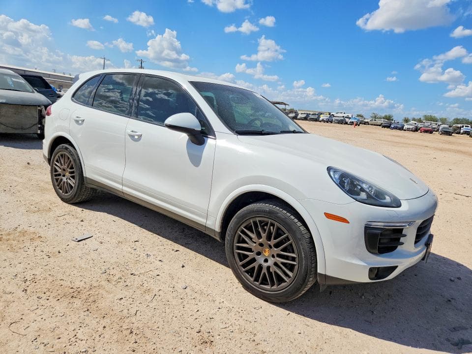 2017 PORSCHE CAYENNE 4