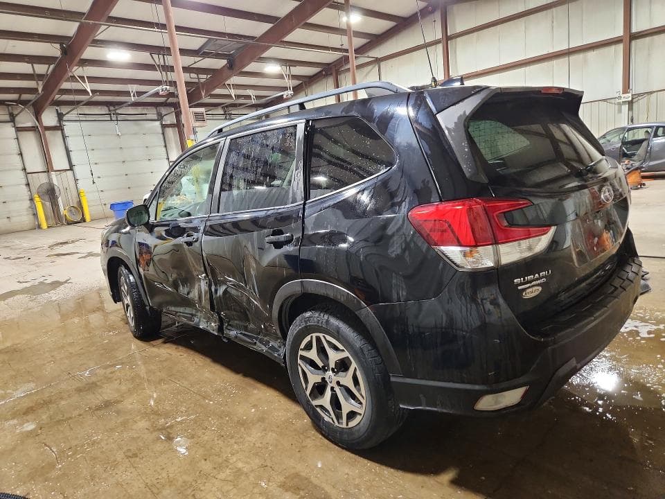 2019 SUBARU FORESTER PREMIUM 2