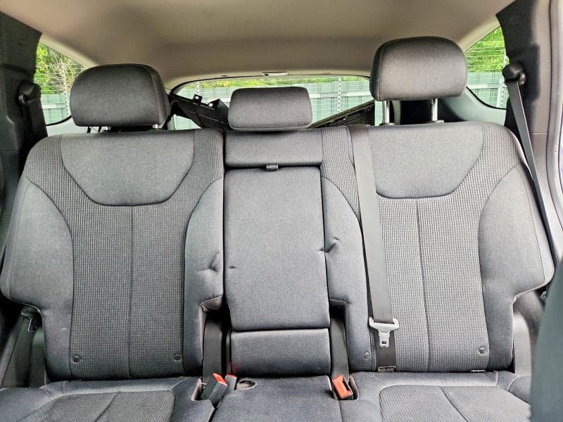 2019 HYUNDAI SANTA FE SE 10
