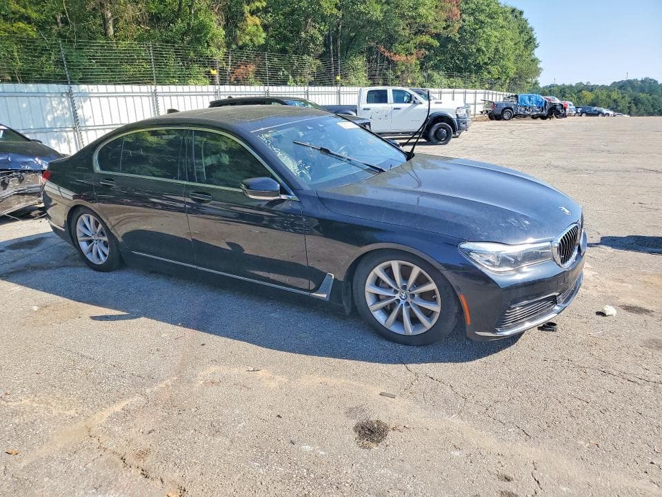 2019 BMW 740 XI 4