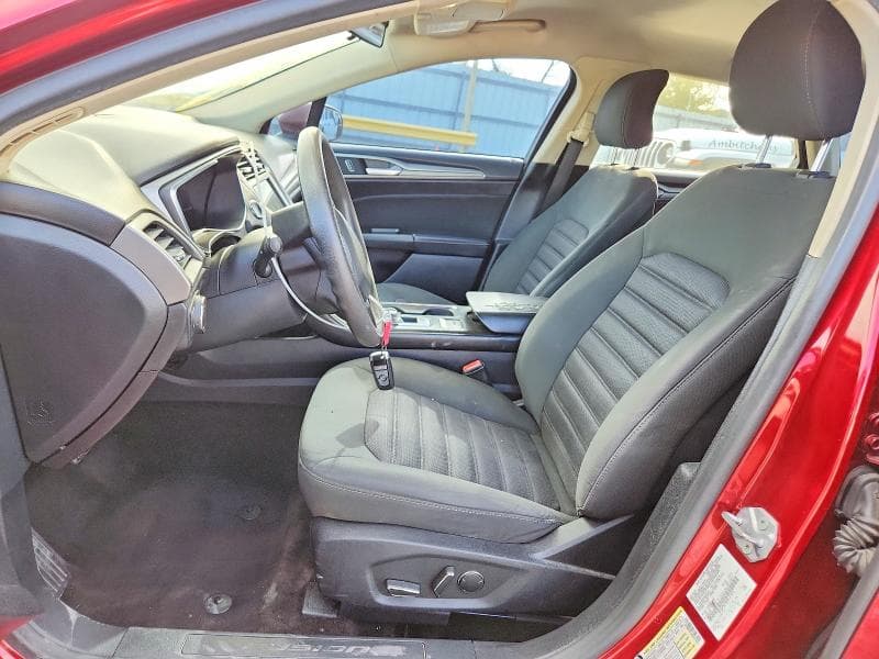 2017 FORD FUSION SE 7