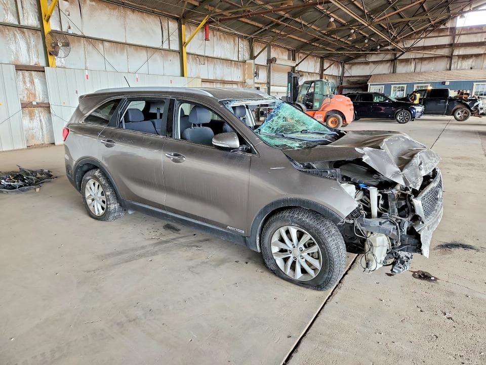 2018 KIA SORENTO LX V6 4