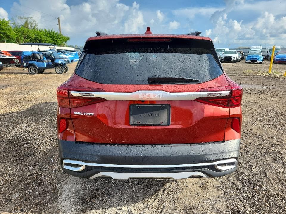 2023 KIA SELTOS S 6