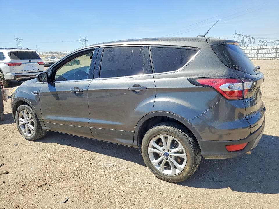 2017 FORD ESCAPE SE 2