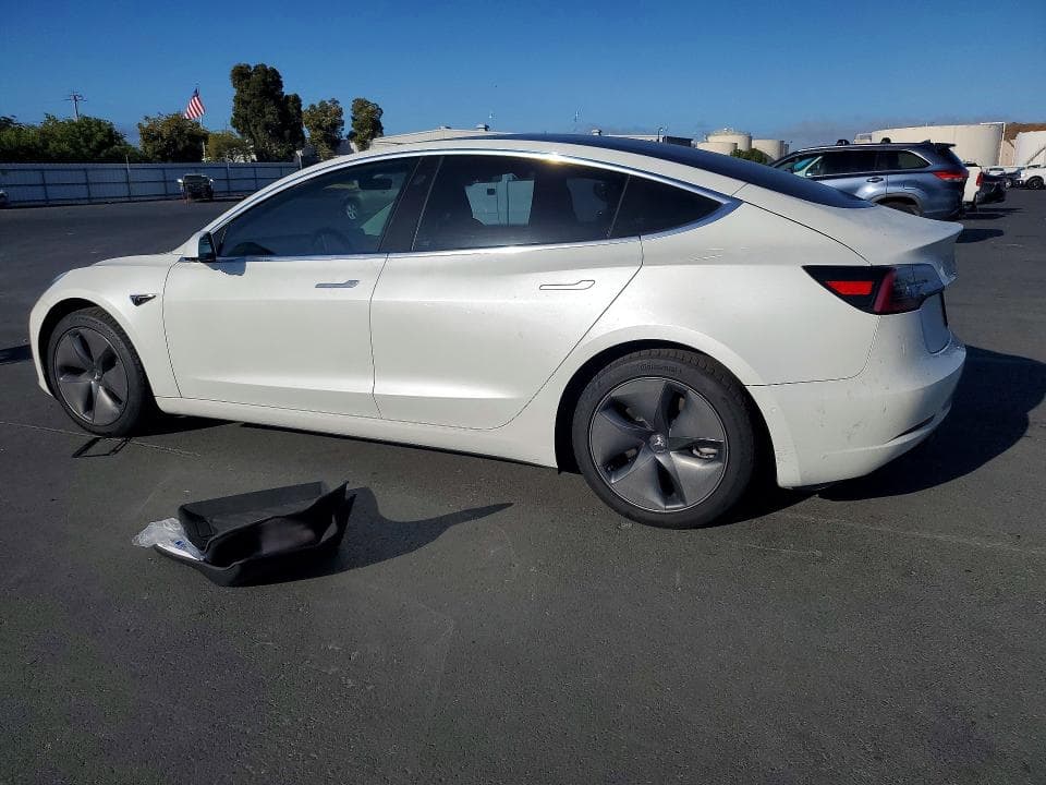 2020 TESLA MODEL 3 2