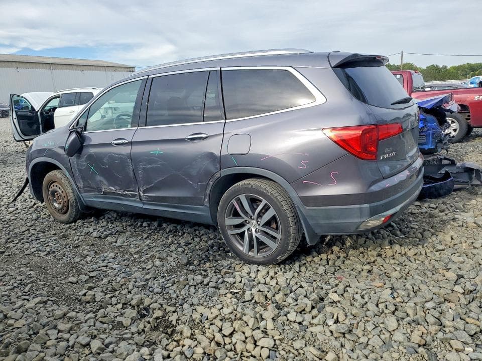 2017 HONDA PILOT TOURING 2