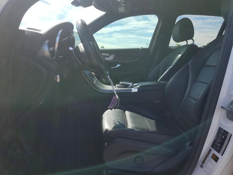 2019 MERCEDES-BENZ GLC 300 4MATIC 7
