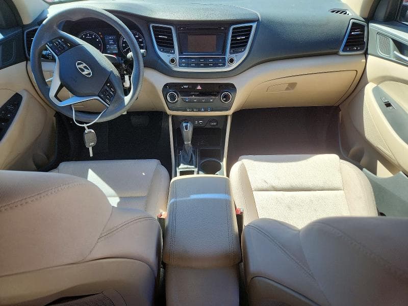 2017 HYUNDAI TUCSON SE 8