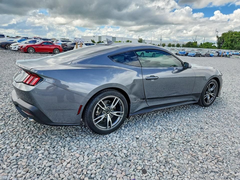 2025 FORD MUSTANG 3