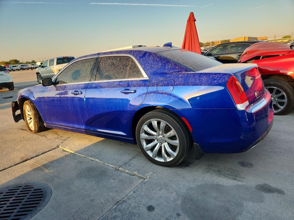 2018 CHRYSLER 300 TOURING 2