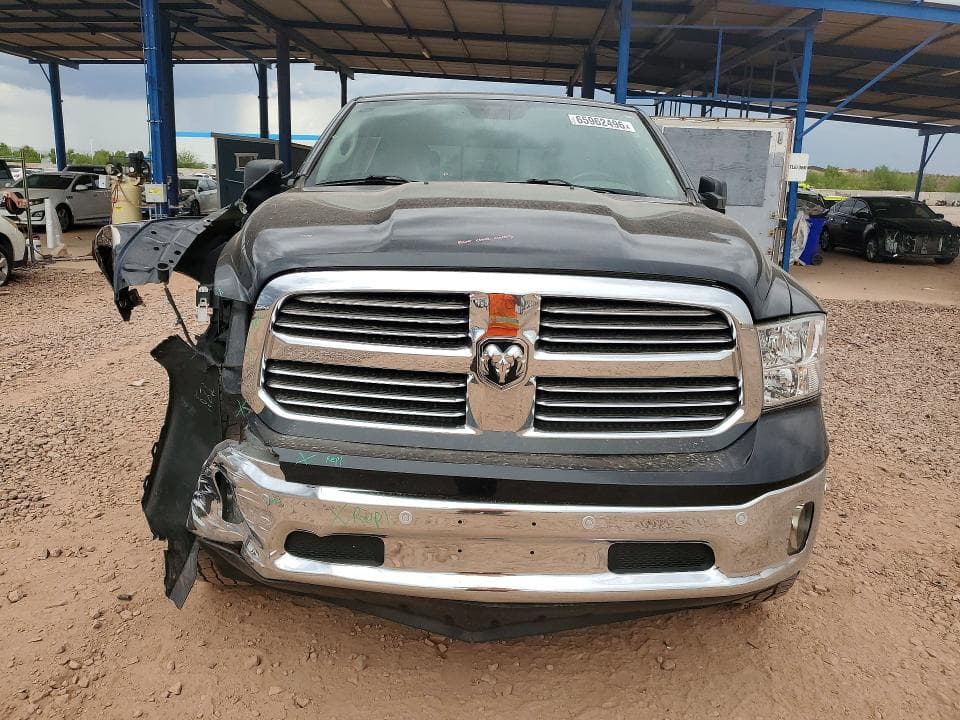 2018 RAM 1500 SLT 5
