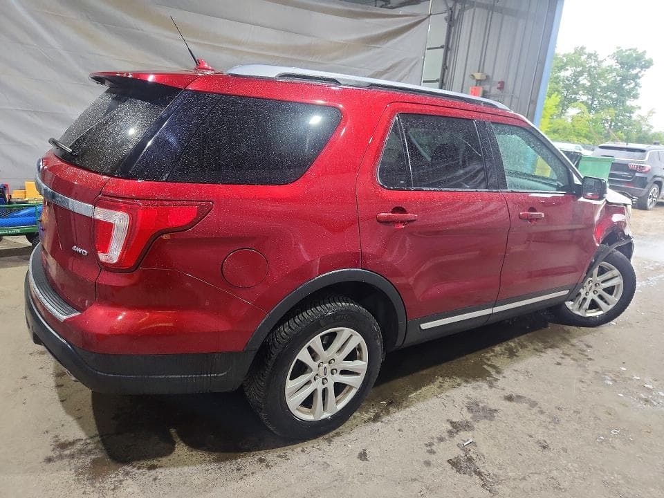 2018 FORD EXPLORER XLT 3