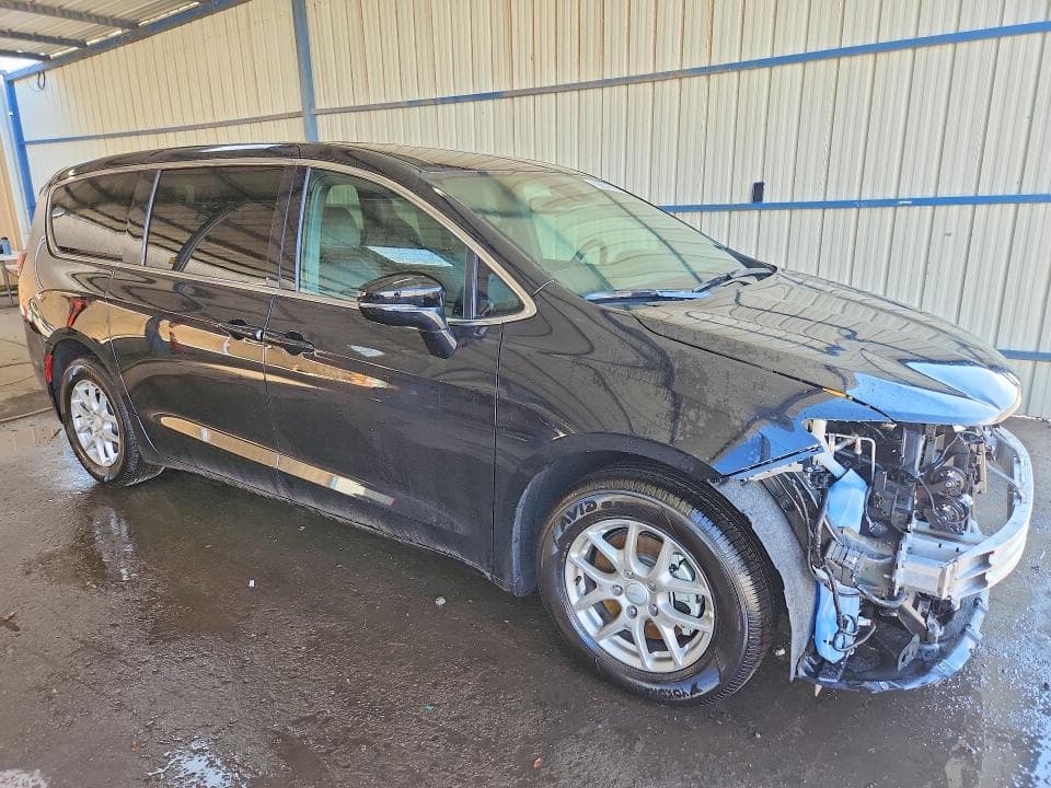 2027 CHRYSLER PACIFICA SELECT 4