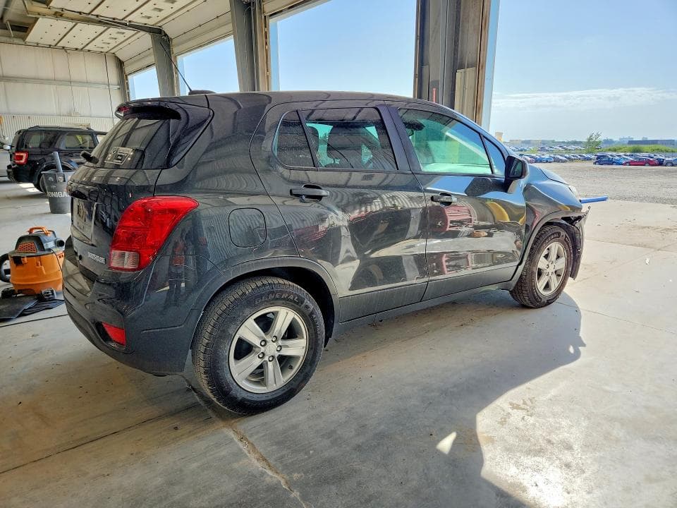 2020 CHEVROLET TRAX LS 3