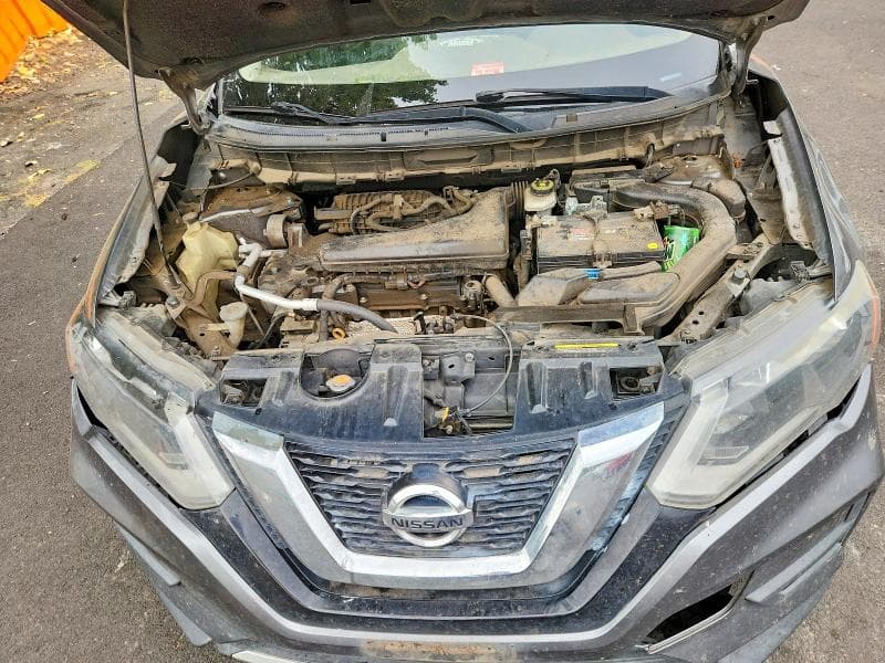 2017 NISSAN ROGUE SV 11
