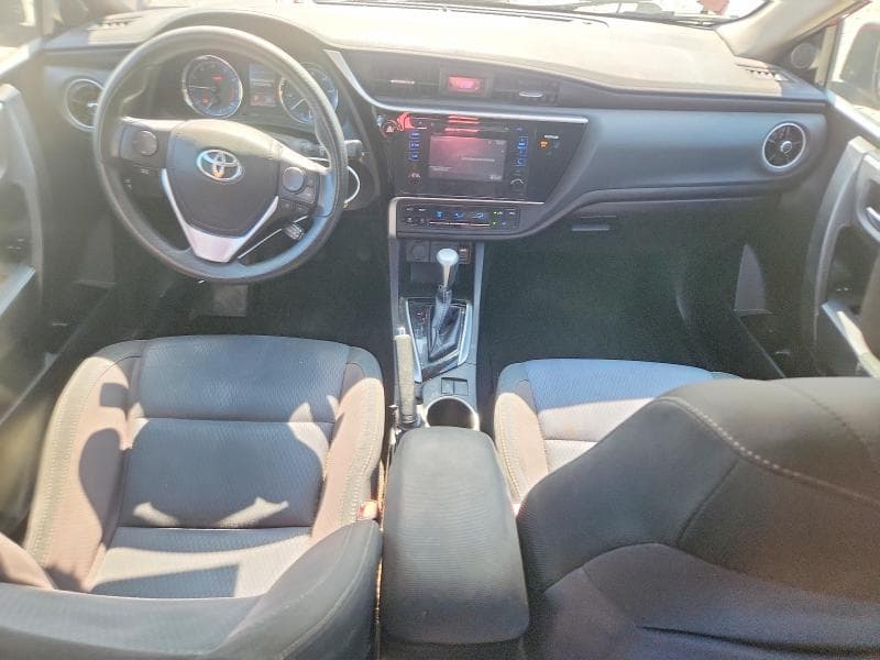 2017 TOYOTA COROLLA LE 8