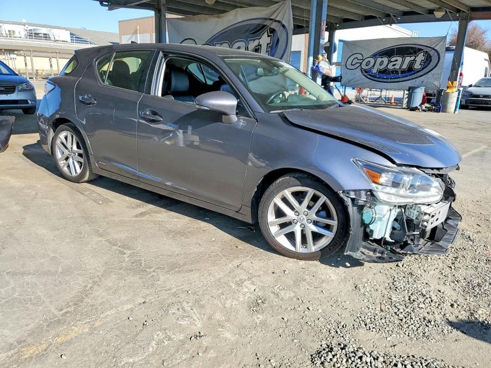 2017 LEXUS CT 200 4