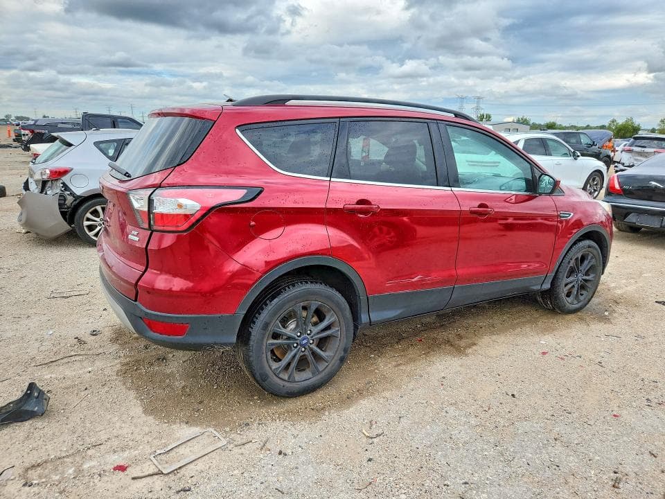 2017 FORD ESCAPE SE 3