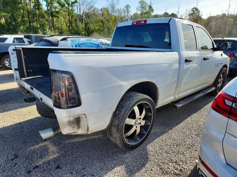 2017 RAM 1500 ST 3