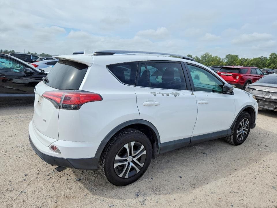 2017 TOYOTA RAV4 LE 3