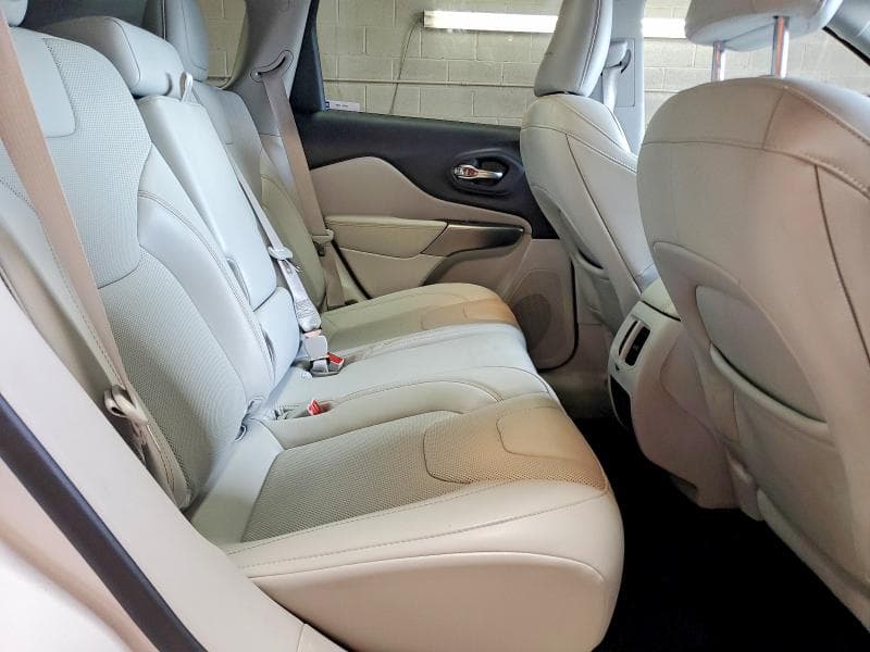 2021 JEEP CHEROKEE LIMITED 11