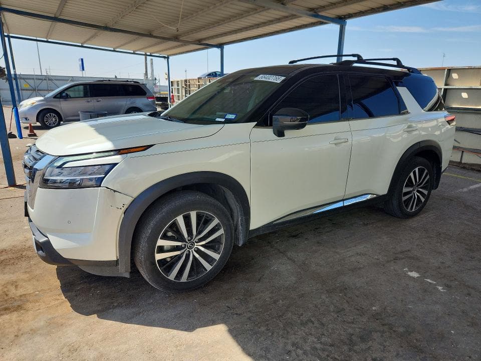 2024 NISSAN PATHFINDER PLATINUM