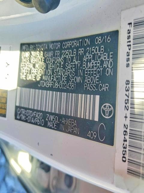 2017 TOYOTA PRIUS TWO 12