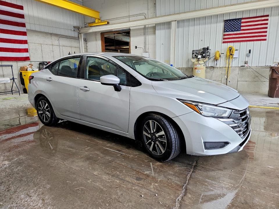 2025 NISSAN VERSA SV 4
