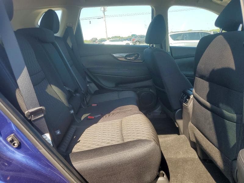 2017 NISSAN ROGUE S 10