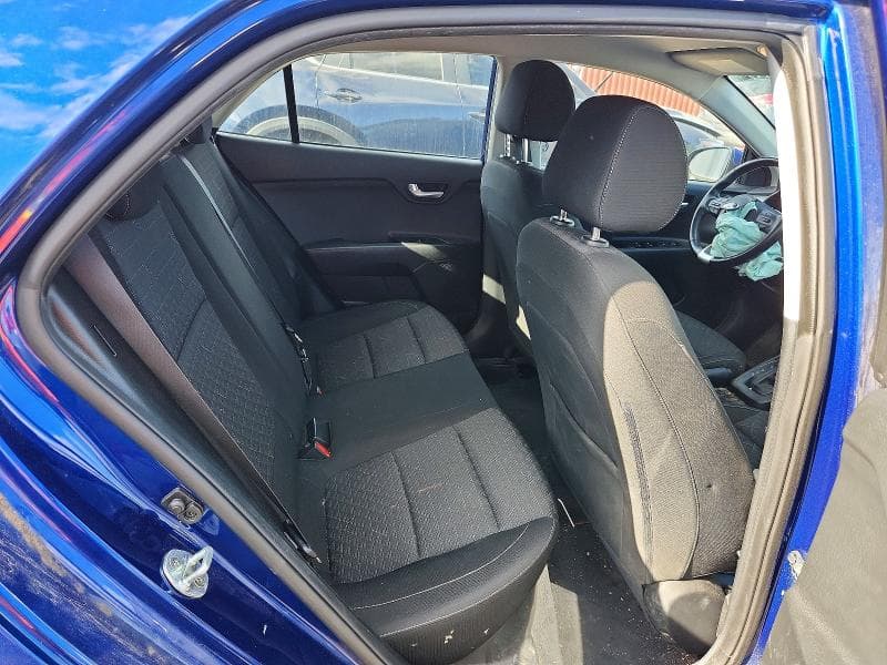 2020 KIA RIO 10