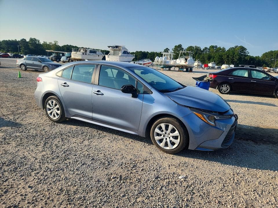 2023 TOYOTA COROLLA LE 4