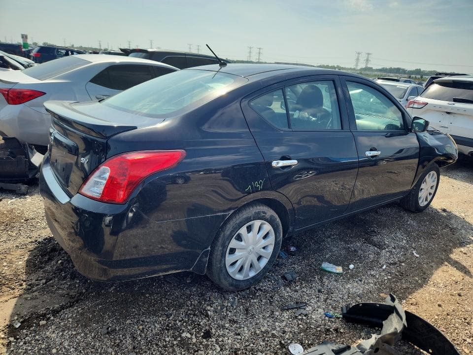 2018 NISSAN VERSA SV 3