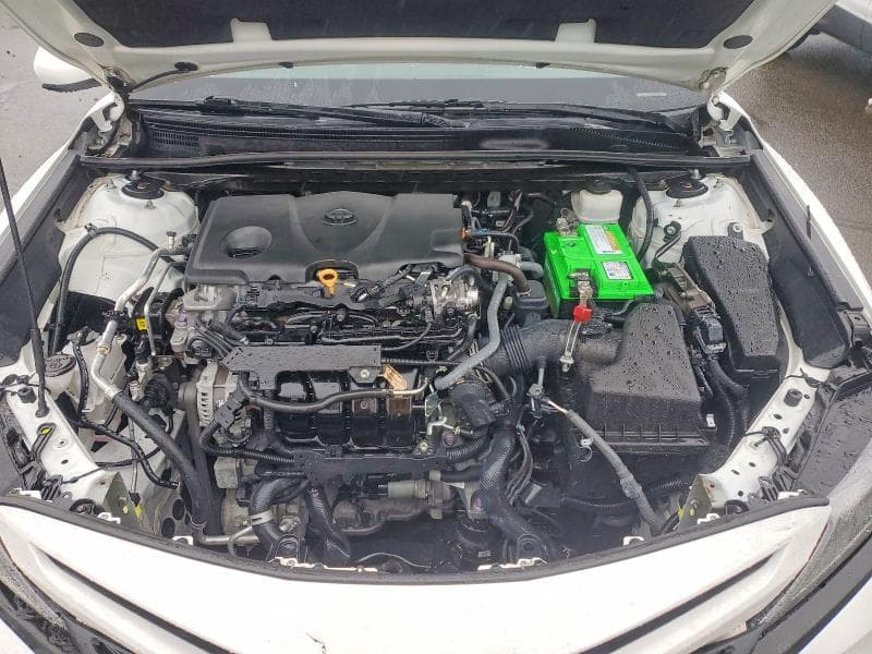 2021 TOYOTA CAMRY SE 11