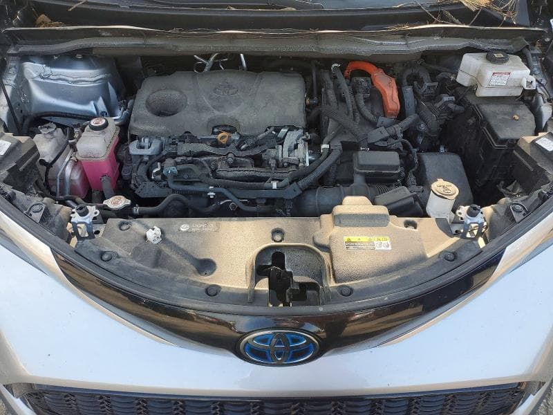 2021 TOYOTA SIENNA XSE 12