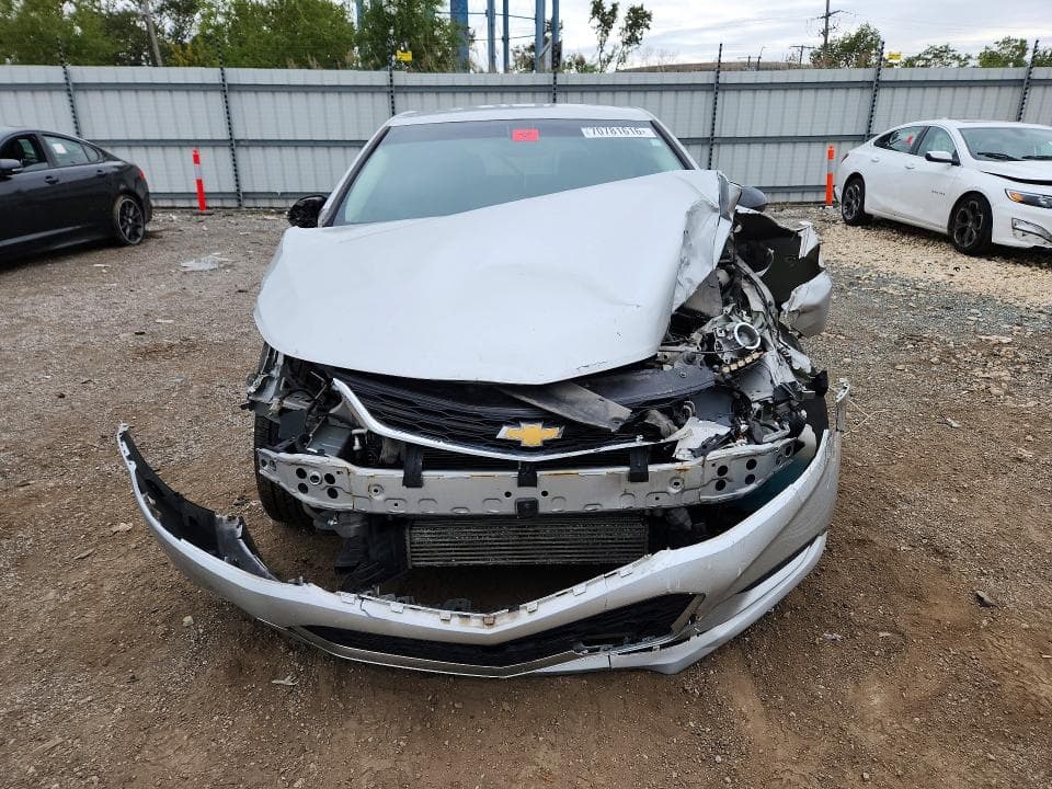 2017 CHEVROLET CRUZE LT 5