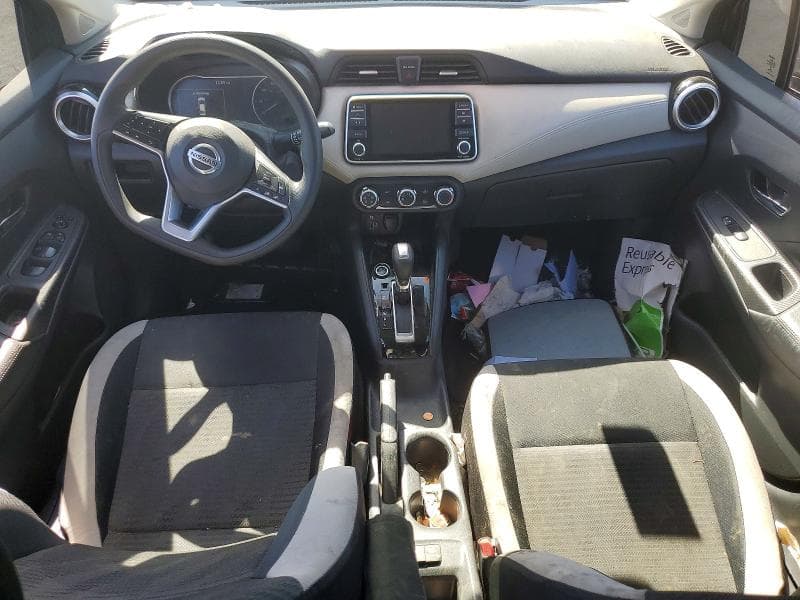 2020 NISSAN VERSA SV 8