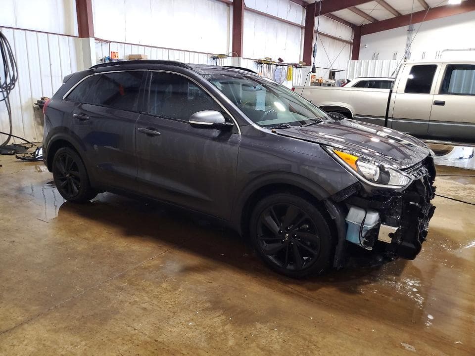 2018 KIA NIRO EX 4